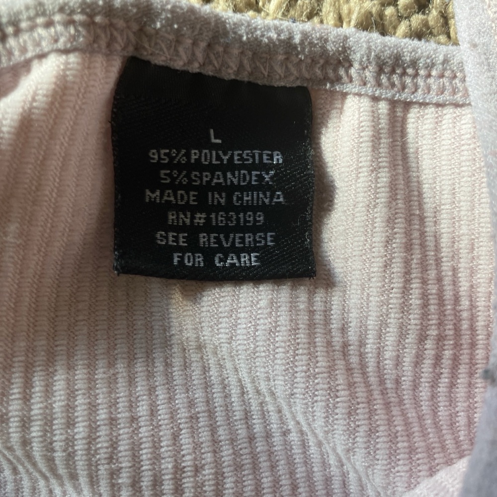 Pink Ribbed Women's Top - Picture 2 of 4